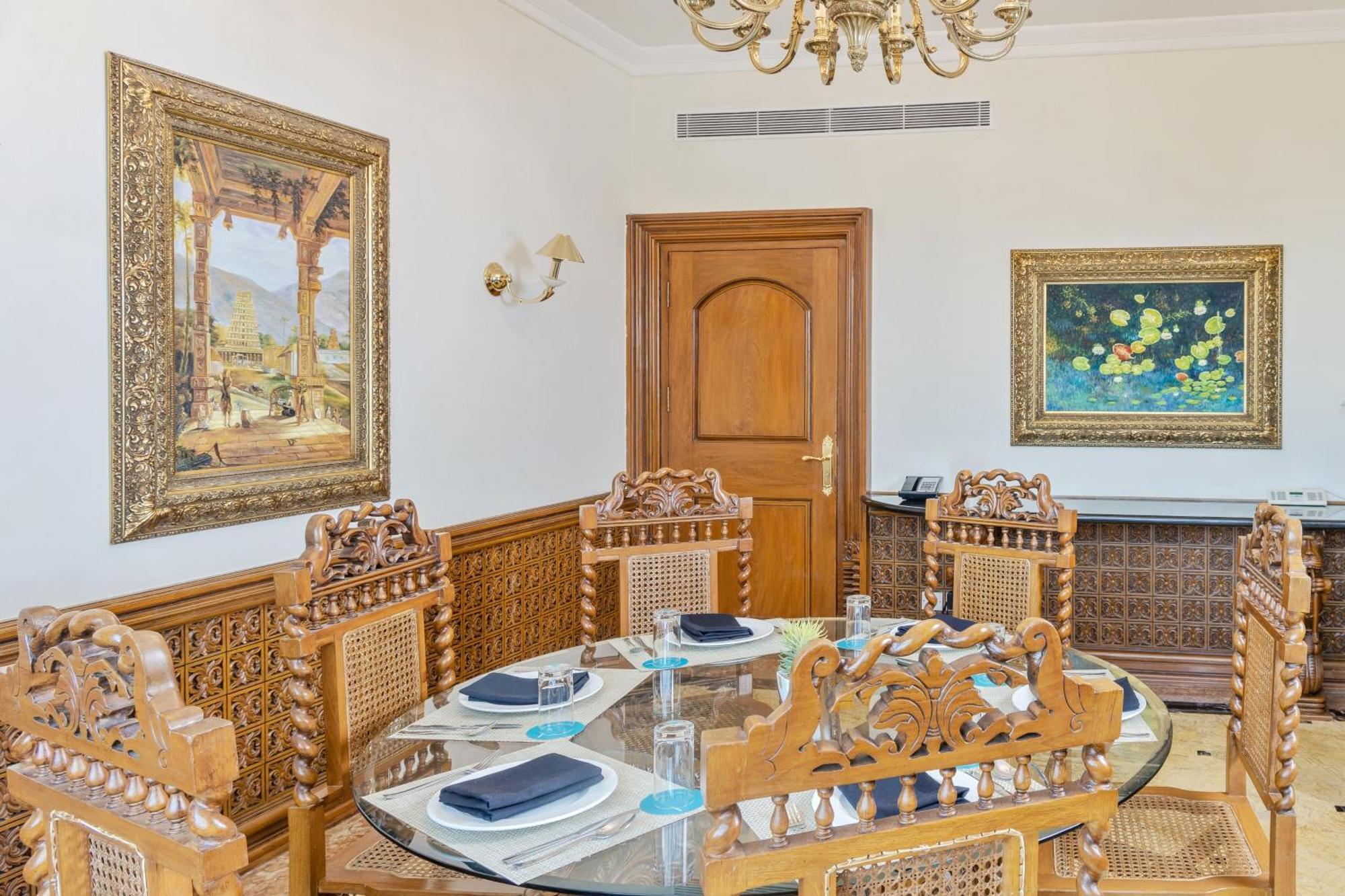 Le Royal Meridien Chennai Bagian luar foto