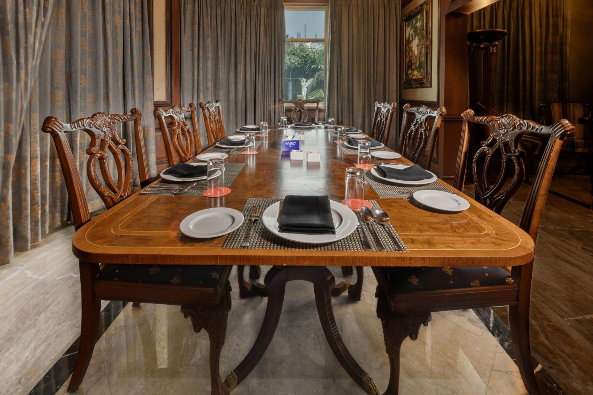 Le Royal Meridien Chennai Bagian luar foto