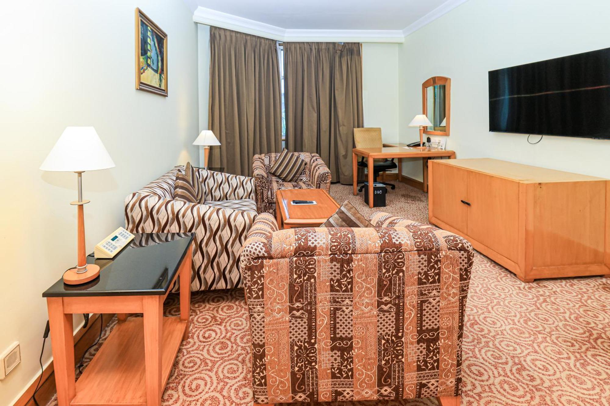 Le Royal Meridien Chennai Bagian luar foto
